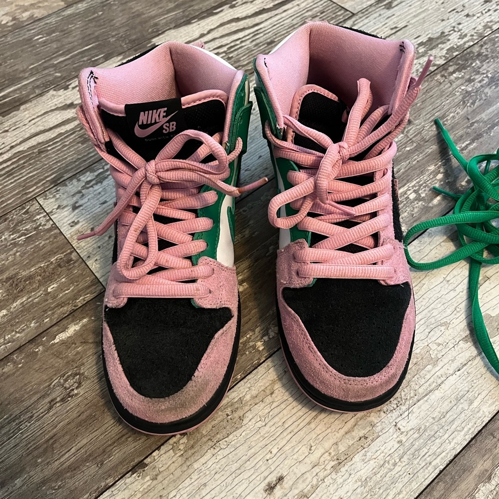 High Nike Dunks